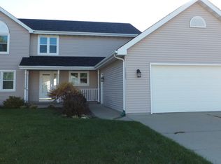 11225 Chaney Dr, Machesney Park, IL 61115