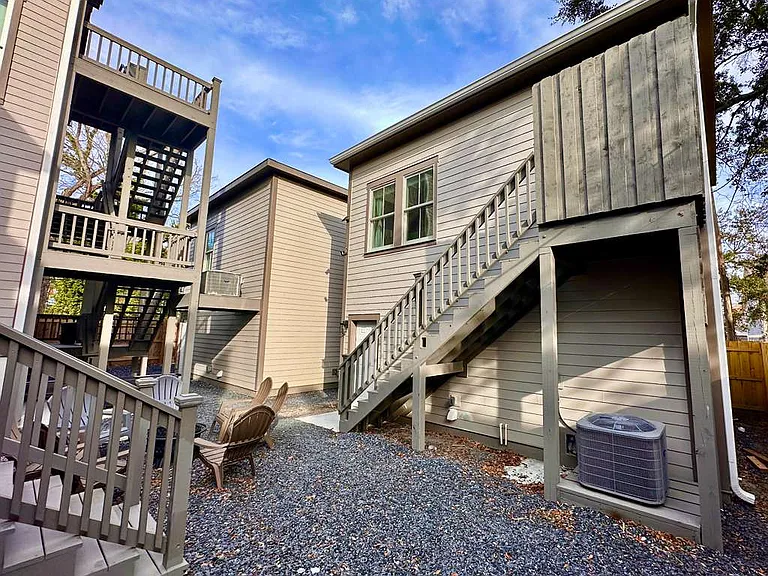 532 E Park Ave #A — Photo 12