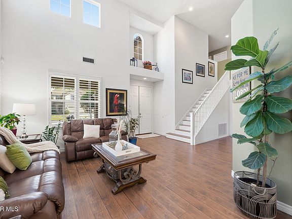 4th image of 2273 Rudolph Dr