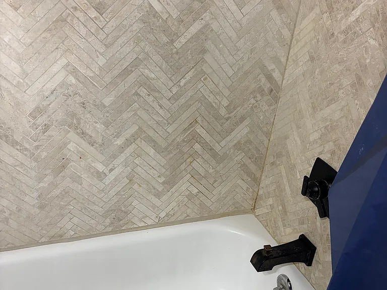 Bathtub