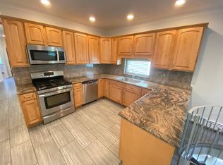 184 Boston St #1, Boston, MA 02125
