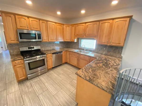 184 Boston St #1, Boston, MA 02125