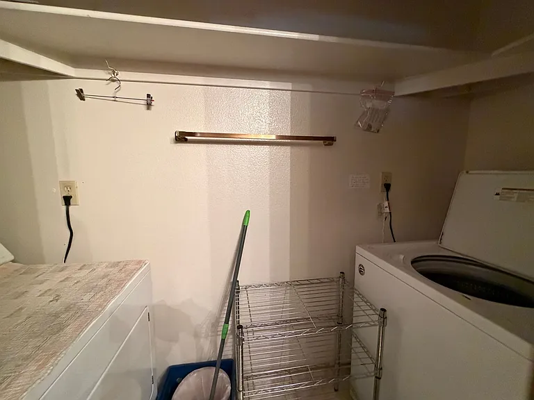 1292 Tata Ln — Photo 16
