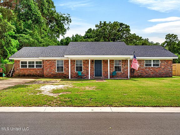2nd image of 111 Edmund Dr