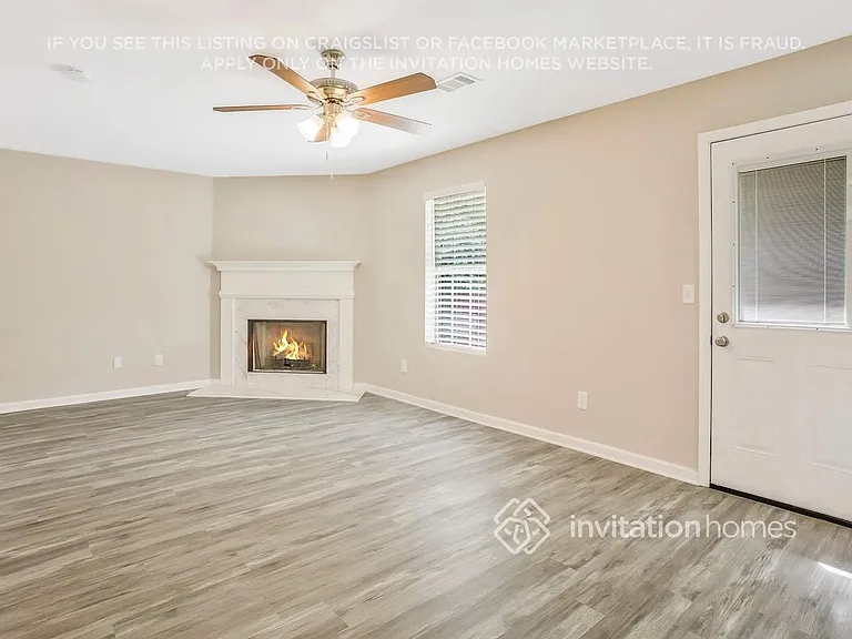 2201 Clayton Rdg — Photo 2