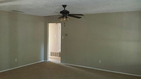 2nd image of 1621 Chapman Dr