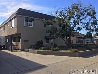 1st image of 11254 Oxnard St #5