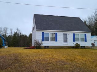 20 Damon Rd, Stockton Springs, ME 04981