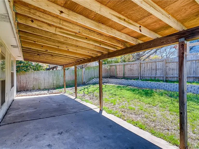 1804 Whirlwind Trl — Photo 20