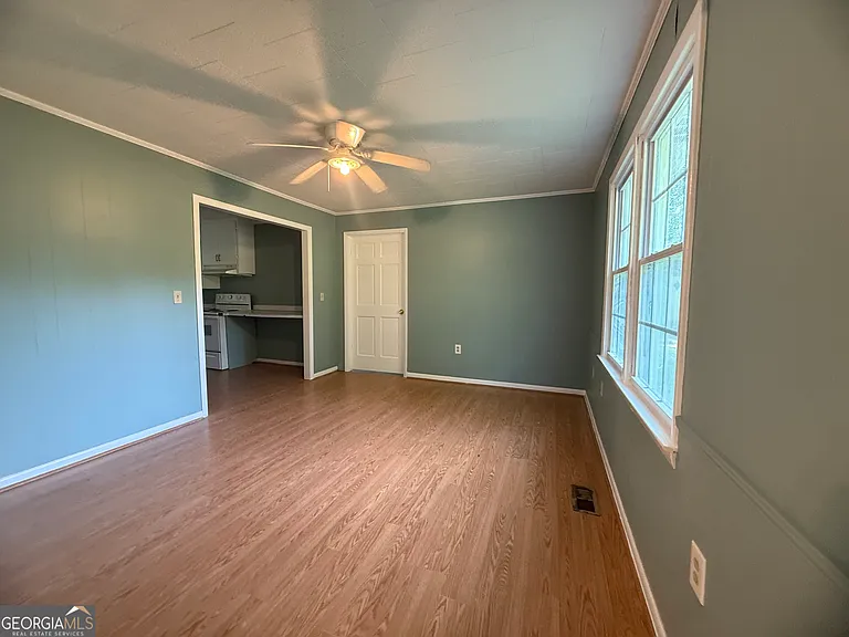 475 Christmas Tree Rd — Photo 9