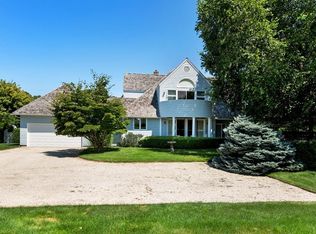 2 Pony Ramble, East Hampton, NY 11937