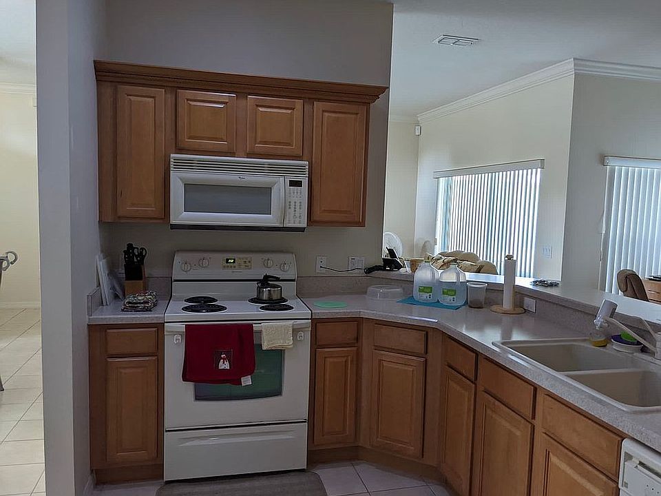 1st image of 3537 Forest Park Dr