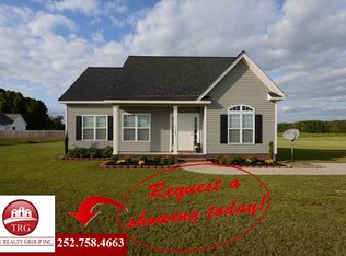 1123 Charlie Branch Dr, Winterville, NC 28590