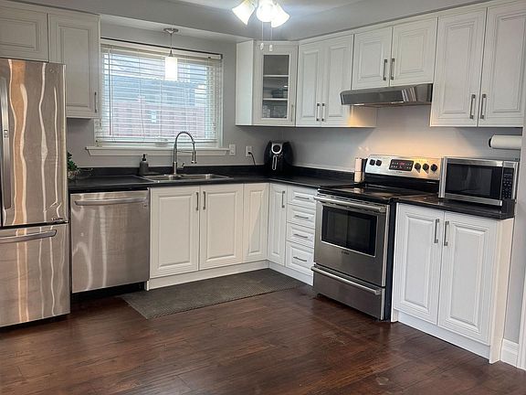 3rd image of 109 Brentwood Dr