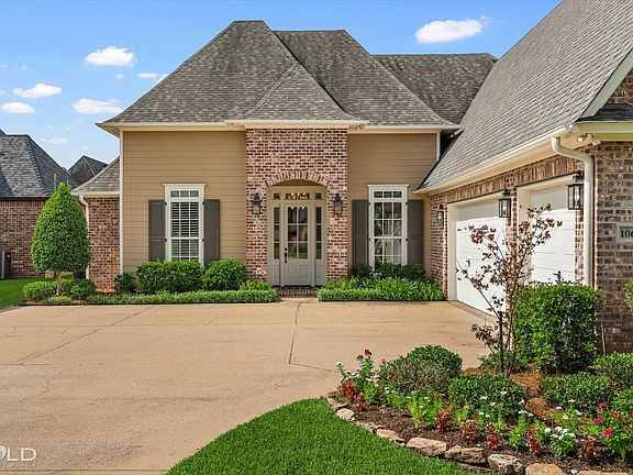 2nd image of 1062 Rochel Dr