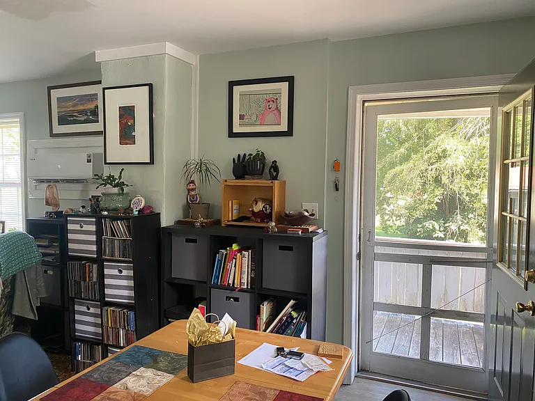 208 Meade Ave — Photo 10