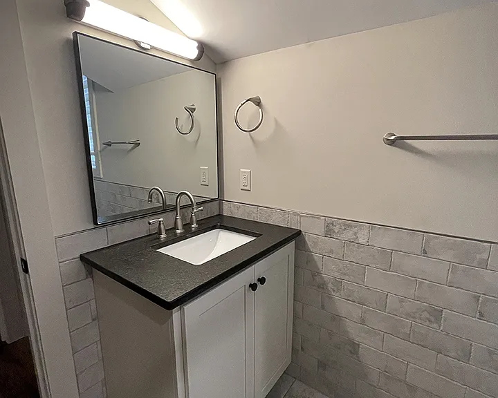 120 N Main St #B — Photo 6