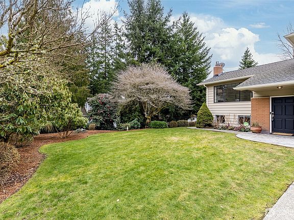 4th image of 14203 SE 179th Place