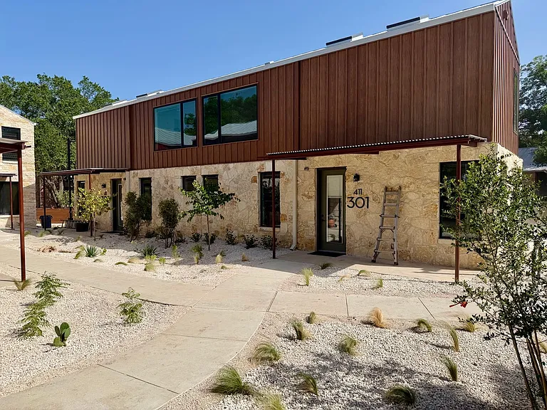 Modern Luxury in San Marcos' Premier Courtyard Community Now Leasing! — Photo 37