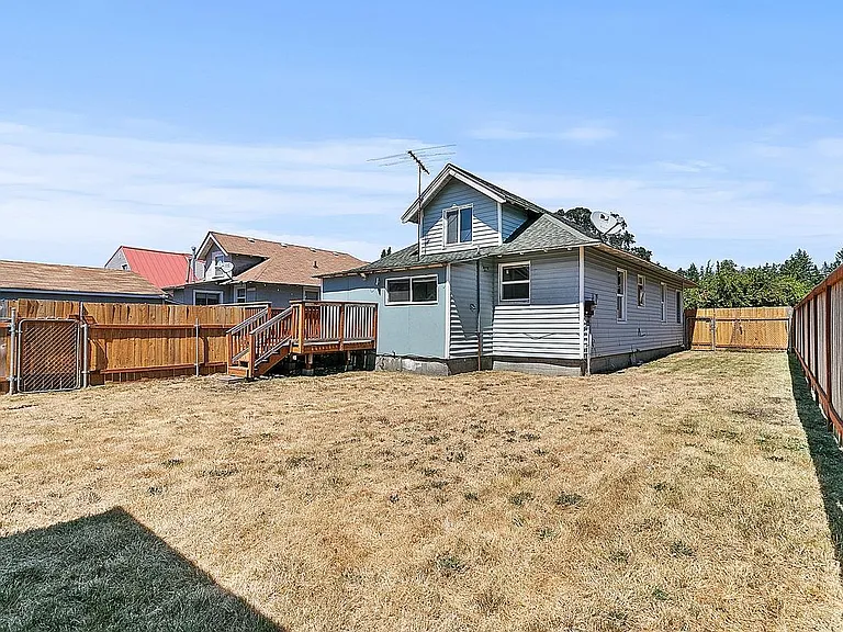 506 Louviers Ave — Photo 30