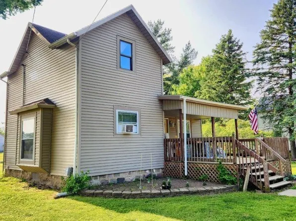 198 Martin St, Rome City, IN 46784