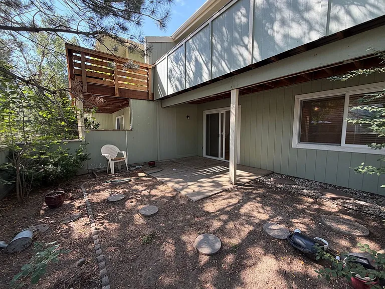 1114 Centaur Cir #A — Photo 12