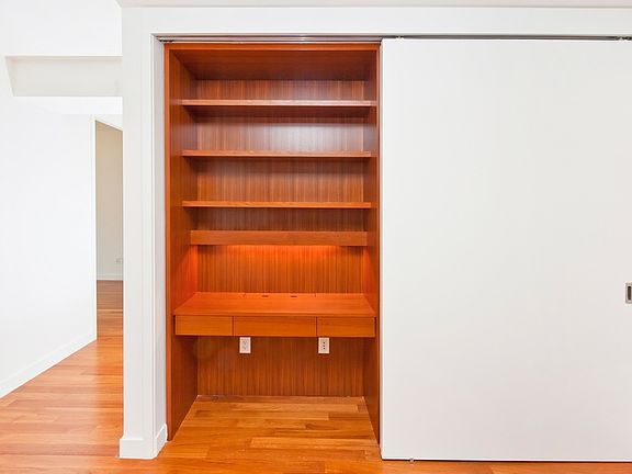 5th image of 15 William St APT 21C