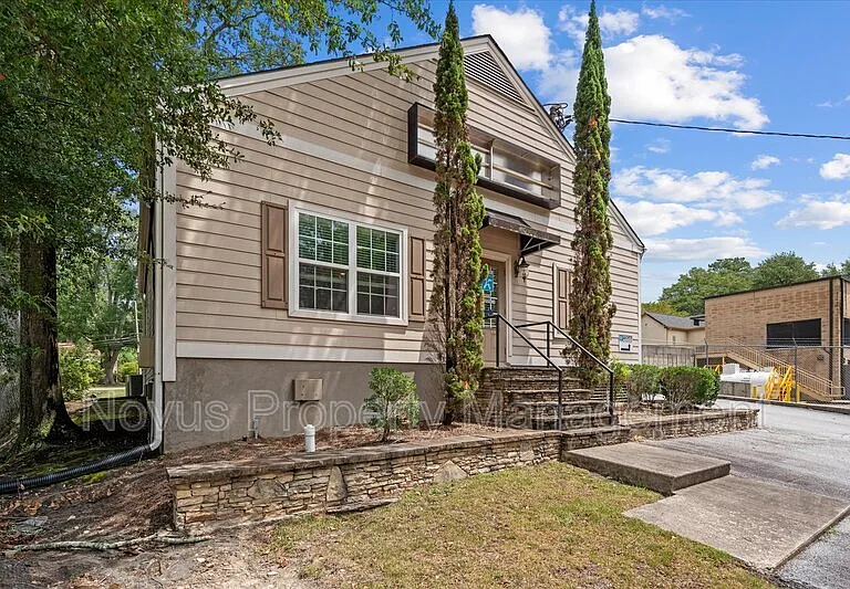 214 Maple St — Photo 5