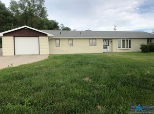 1285 Park Ave, Gregory, SD 57533
