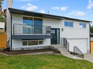 2200 E Castle Hill Ave, Cottonwood Heights, UT 84121