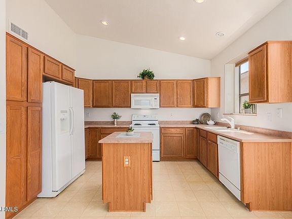 5th image of 18004 W Deneen Way