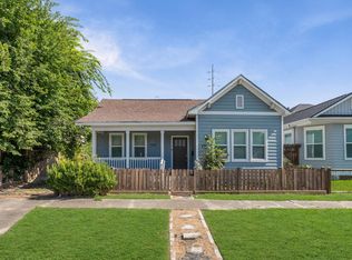 1204 Shearn St, Houston, TX 77007