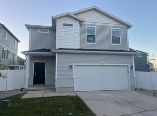 340 N Colonnade Rd, Saratoga Springs, UT 84045