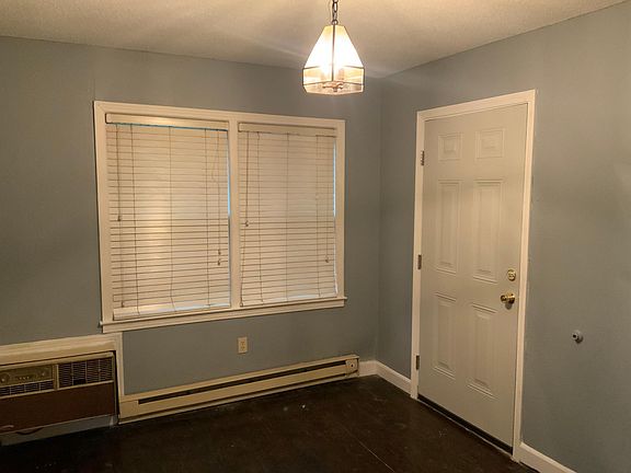 3rd image of 3486 Faxon Ave APT 101