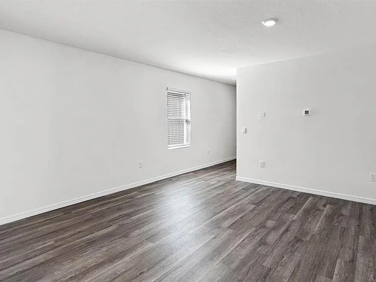 1628 Hummingbird Rd — Photo 5