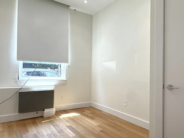 331 Bedford Ave #1 — Photo 4