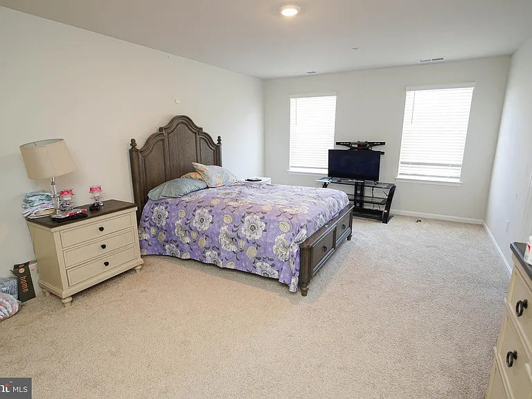 1712 Severn St — Photo 37