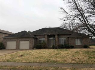7835 E Oak St, Evansville, IN 47715