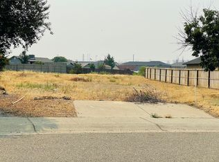 11341 Balboa Dr, Redding, CA 96003