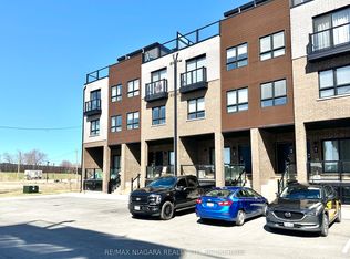 6705 Cropp St #43, Niagara Falls, ON L2E 0C1
