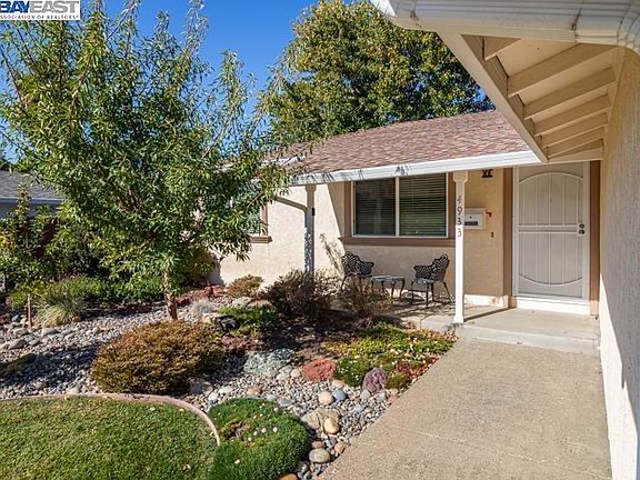 4th image of 4933 Cody Ct