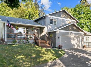 352 Grandview Ave, Camano Island, WA