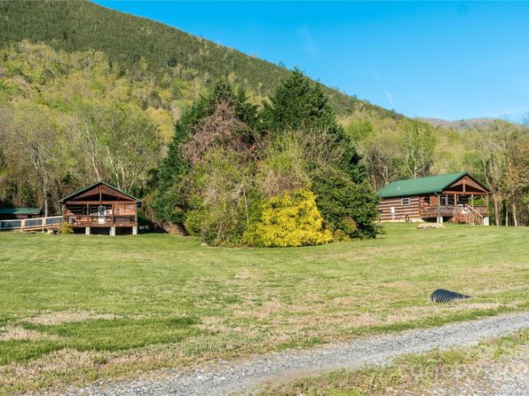 34 & 76 Lodge Cabin Ln, Hot Springs, NC 28743