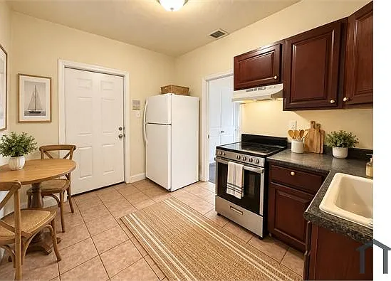2 bed, $2,800 — Photo 4