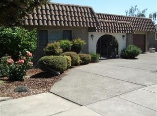 77 Fairway Cir, Medford, OR