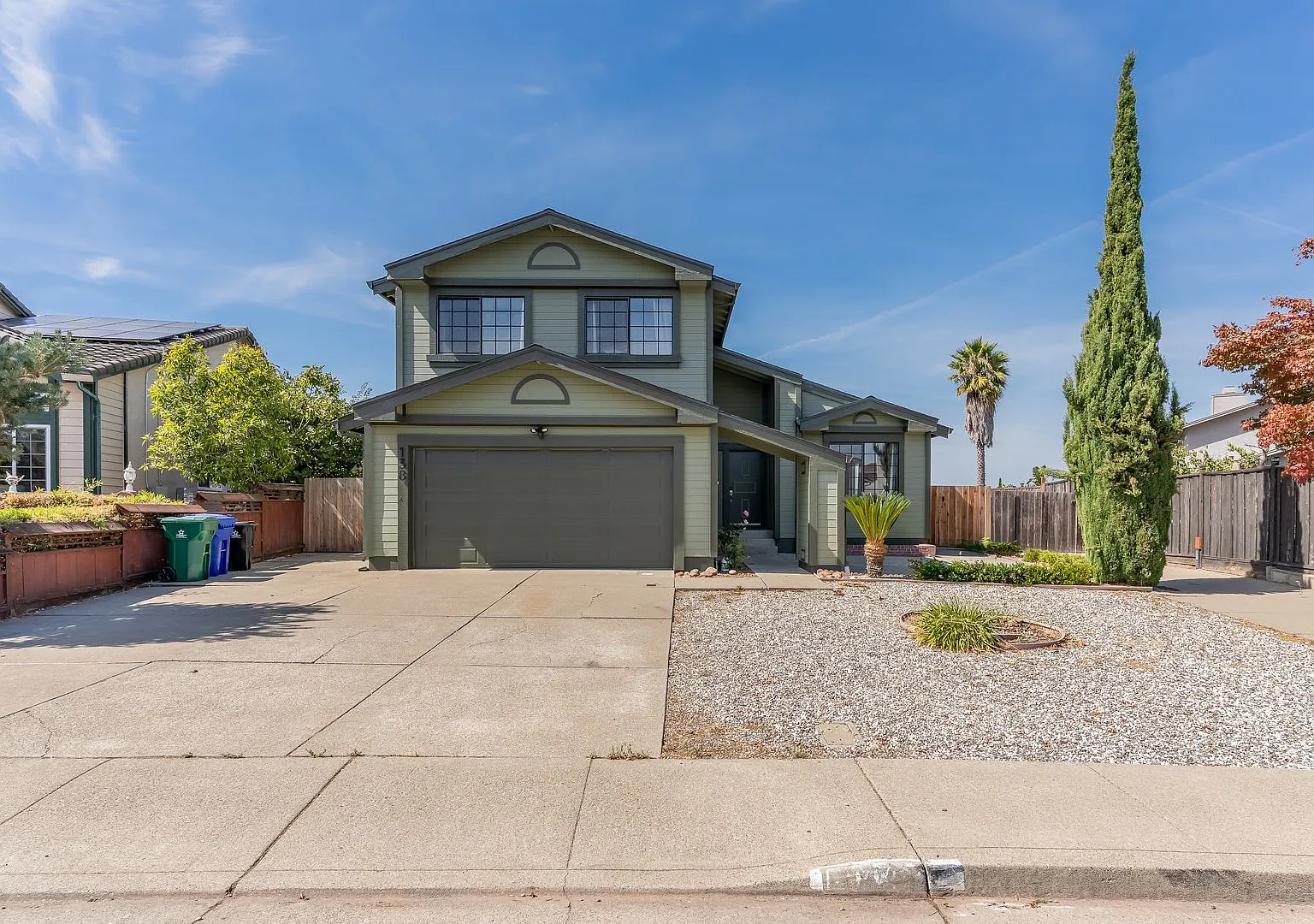 Gorgeous 4-Bedroom Hercules Home w/ Bay View — Photo 1