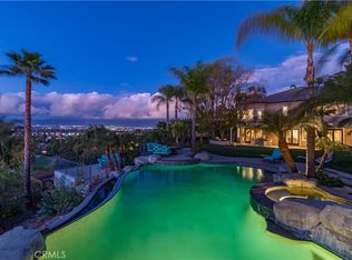 18323 Rancho St, Tarzana, CA 91356