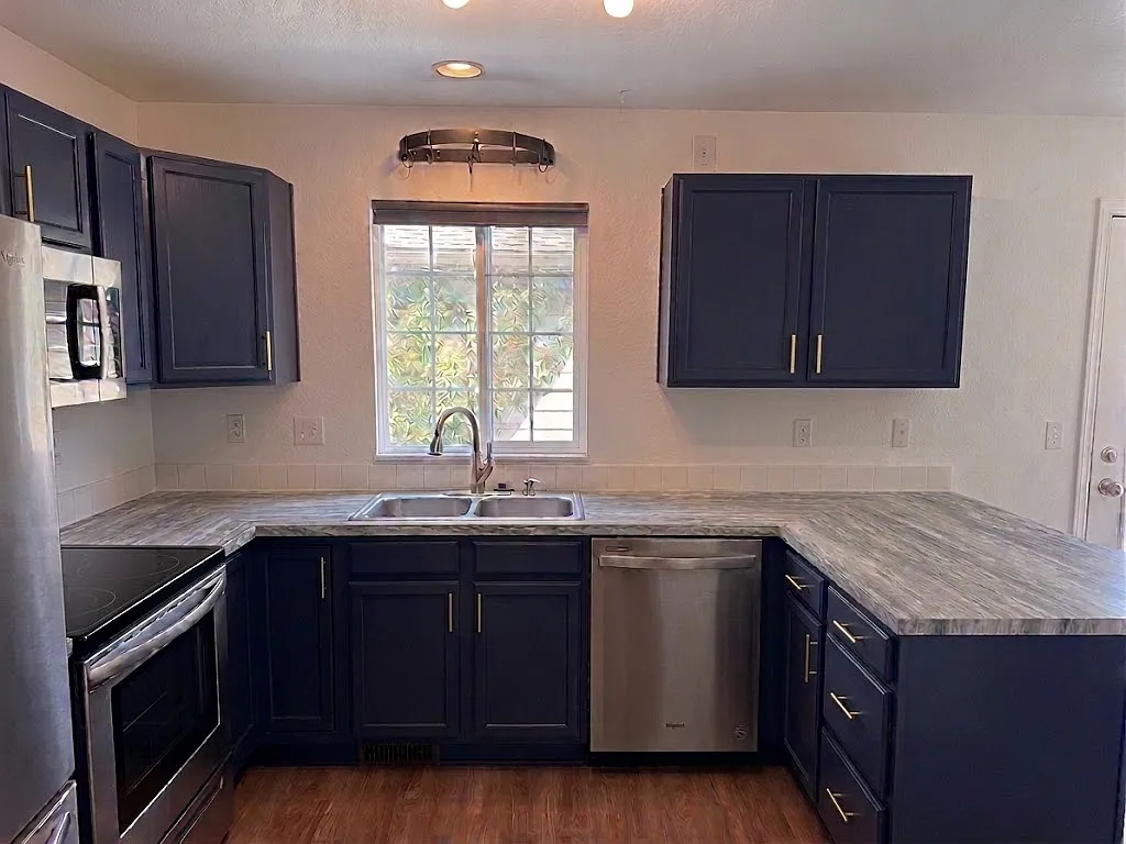 3 bed, 3.5 bath, 1748 sqft, $2,685 — Photo 4