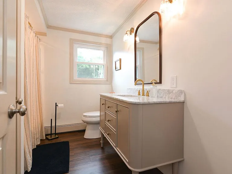 49 Academy Ave — Photo 16