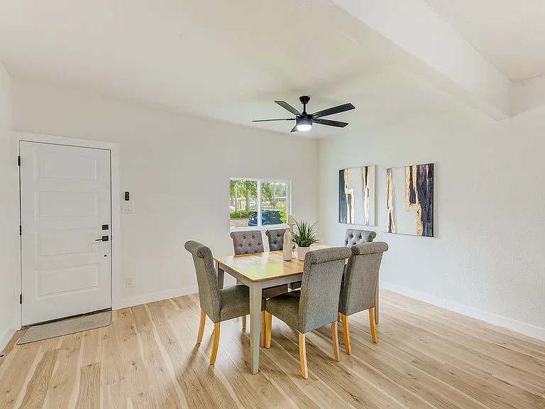 3307 N Morgan St — Photo 8